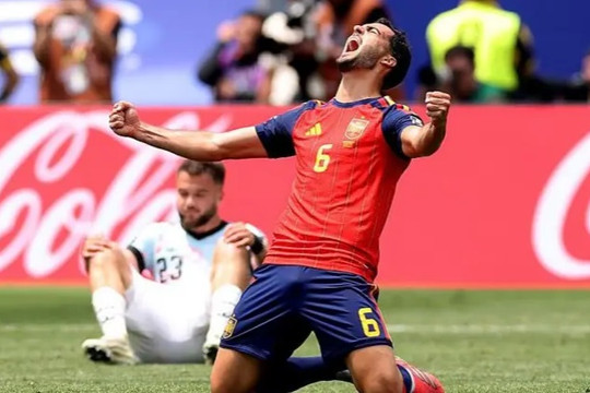 Mikel Merino rực sáng đưa Tây Ban Nha vào bán kết World Cup 2026: Khi siêu dự bị lên tiếng