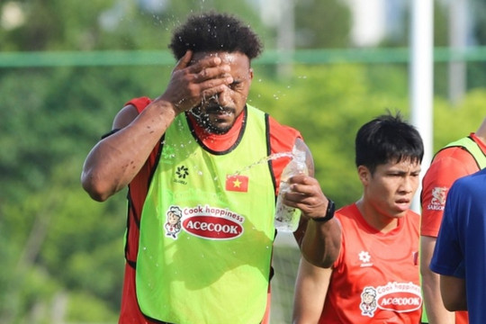 Tuyển Việt Nam vượt nắng gắt Incheon: Kim Sang-sik rèn quân cho ASEAN Championship 2026