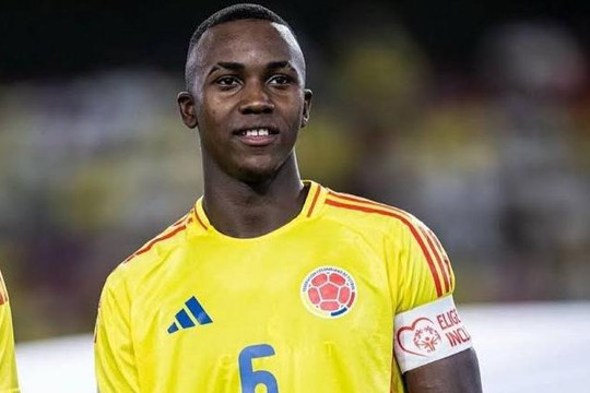 Manchester United ấn định ngày ra mắt tân binh Cristian Orozco từ Colombia