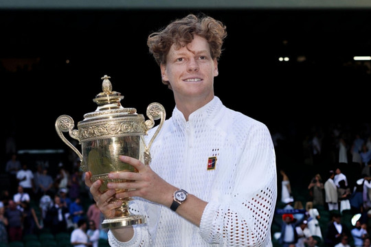 Jannik Sinner bảo vệ ngôi vương Wimbledon 2026: Sự ra đời của một Novak Djokovic mới