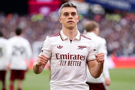 Arsenal chia tay Leandro Trossard: Thương vụ 20 triệu euro và kế hoạch tái thiết của Mikel Arteta