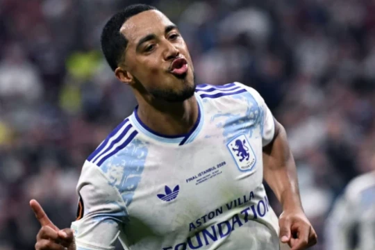 Manchester United chiêu mộ Youri Tielemans: Bệ phóng lý tưởng cho Mainoo và Andrey Santos