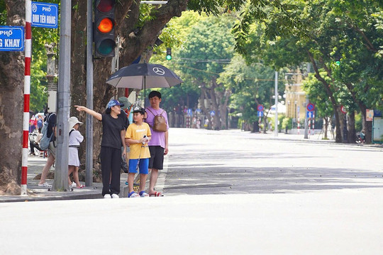 Miền Bắc nắng nóng, Hà Nội nhiệt cao đến 36 độ