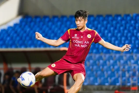 Phan Văn Đức rời CAHN theo dạng cho mượn: Quyết định tìm lại bản ngã
