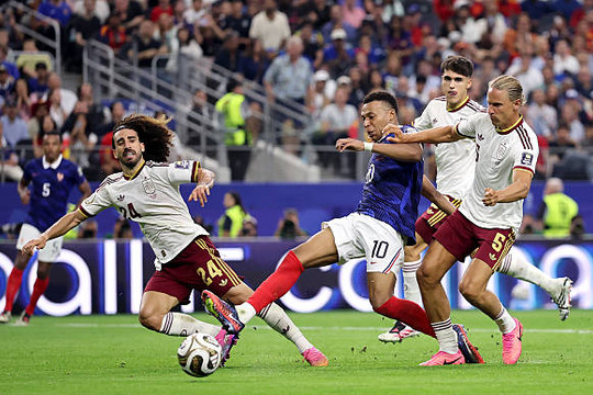 Tuyển Pháp thua 0-2 trước Tây Ban Nha: Chấm dứt kỷ nguyên 14 năm của Didier Deschamps