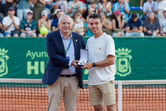 Roberto Bautista Agut giải nghệ ở tuổi 38: Khép lại hành trình của một 'dị nhân' quần vợt