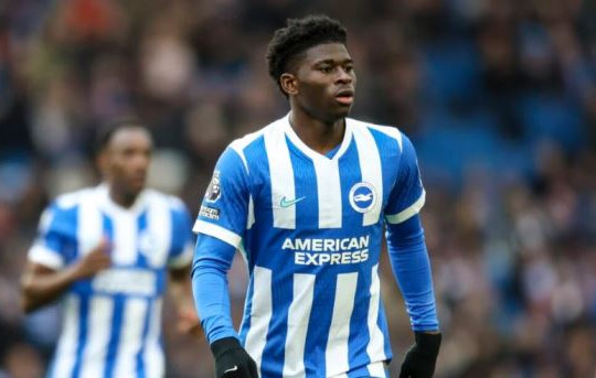 Carlos Baleba: 'Máy quét' Brighton có phải mảnh ghép cuối cho hàng tiền vệ Man Utd?