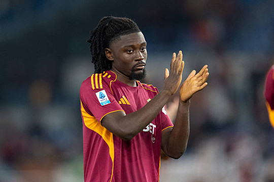 Manu Kone: "Quái vật" tuyến giữa và tham vọng tái thiết Chelsea của Xabi Alonso