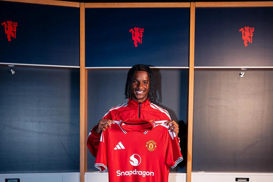Man Utd chiêu mộ thành công Tynan Thompson: Cỗ máy ghi bàn 18 tuổi rời Tottenham