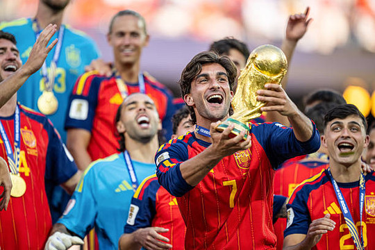 Tây Ban Nha vô địch World Cup 2026: Tuyệt phẩm của Ferran Torres và sự sụp đổ của Argentina