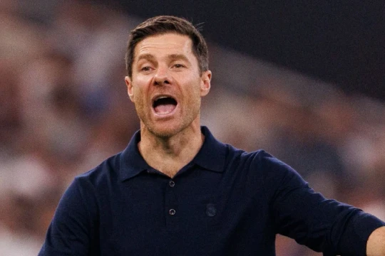 Xabi Alonso và cuộc cách mạng 3-4-2-1 tại Chelsea: Khi The Blues tìm lại bản sắc