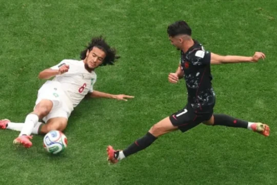 Man City và canh bạc 100 triệu euro cho Ayyoub Bouaddi: "Bộ não" 18 tuổi thay đổi cuộc chơi
