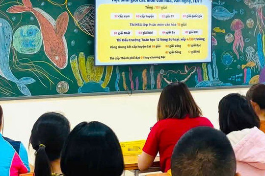 Cấm thu hộ, sửa trường bằng quỹ lớp: Phụ huynh chờ điều gì từ đề xuất mới?