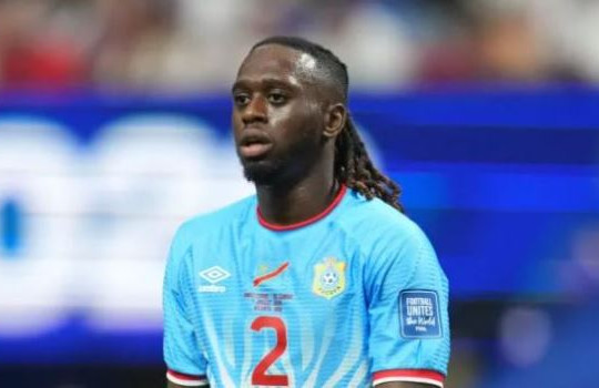 Arsenal nhắm Wan-Bissaka giải bài toán khủng hoảng hàng thủ