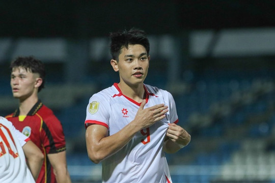 Đình Bắc rực sáng với hat-trick trong chiến thắng 7-0 của ĐT Việt Nam trước Timor Leste