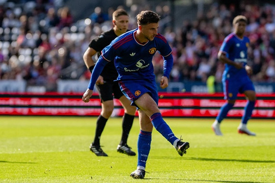 Michael Carrick biến Mason Mount thành số 8 lùi sâu: Lời giải 60 triệu bảng của Man Utd