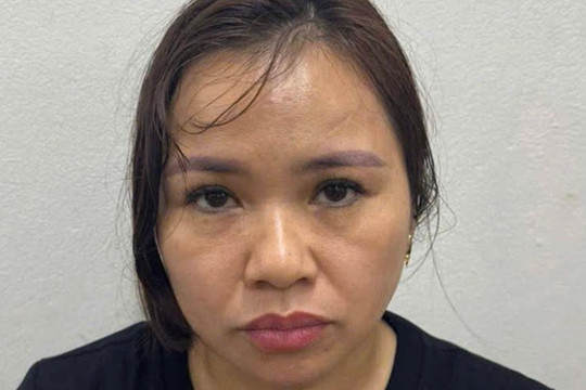 Phát hiện Trần Thị Ban dùng heroin trả lương cho 4 công nhân ở Hà Nội