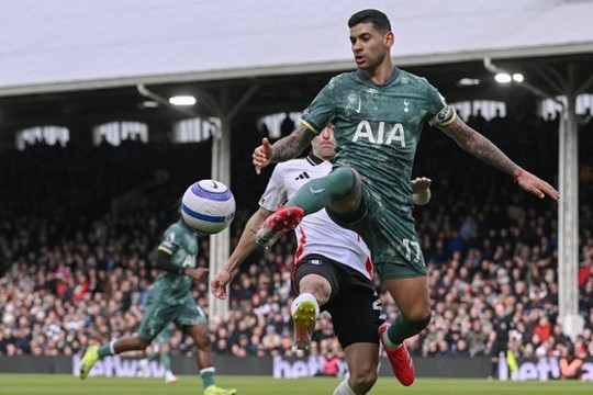 Chelsea nhảy vào cuộc đua giành Cristian Romero từ Tottenham với giá 43 triệu bảng