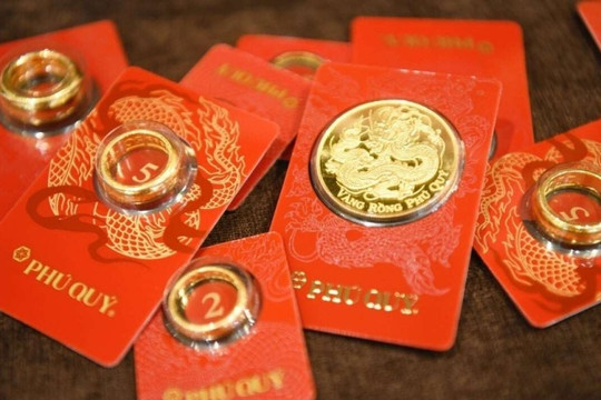 Giá vàng 30/07/2026: SJC 137,7 - 141,7 triệu đồng/lượng, tăng 200.000đ