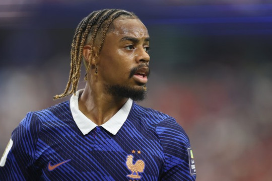 Liverpool đứng trước nguy cơ vỡ mộng Barcola vì mức giá kỷ lục 145 triệu bảng