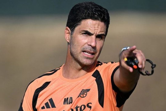 Mikel Arteta hối thúc Arsenal nâng cấp đội hình để bảo vệ ngôi vương Ngoại hạng Anh
