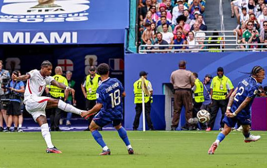 Manchester United sẵn sàng bán Marcus Rashford giá 30 triệu bảng, Tottenham sáng cửa