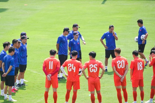 Tuyển Việt Nam trước khúc ngoặt ASEAN Cup 2026: Bài toán bản lĩnh đấu Singapore và Indonesia