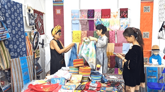 Hà Nội phát huy sức mua thị trường 10 triệu dân, chuyển dịch sang tin dùng hàng Việt