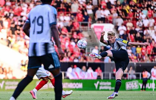 Man Utd nhắm Lewis Hall: Thương vụ 60 triệu bảng và khát khao tới Old Trafford