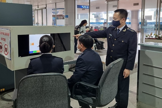 Kim ngạch nhập khẩu qua sân bay Tân Sơn Nhất đạt 875 triệu USD trong một tháng