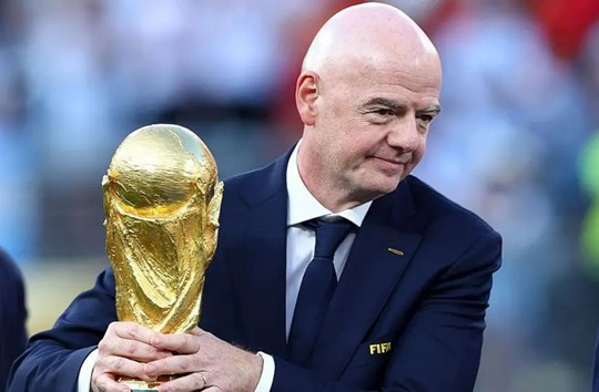 Cuộc lật đổ Gianni Infantino: Liên minh bóng đá thế giới dồn Chủ tịch FIFA vào thế đường cùng
