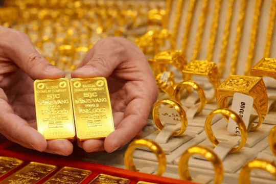 Giá vàng 03/08/2026: SJC 137,5 - 141 triệu đồng/lượng, mua tăng