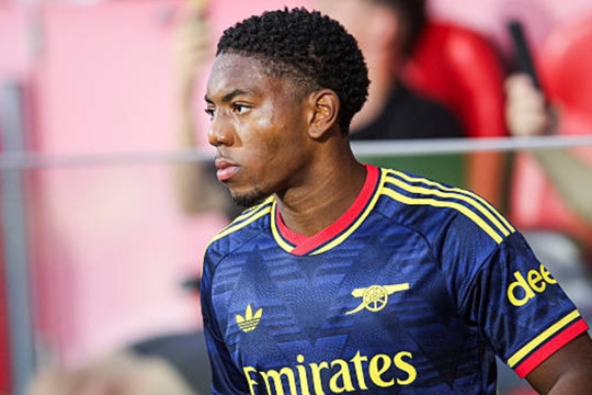 Man Utd nhắm Myles Lewis-Skelly của Arsenal: Giải pháp đa năng hay nước đi mạo hiểm?