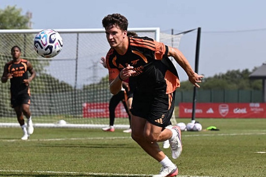 Arsenal đấu Real Betis tại Dublin: Thử thách chất lượng cho bộ khung trẻ Pháo thủ