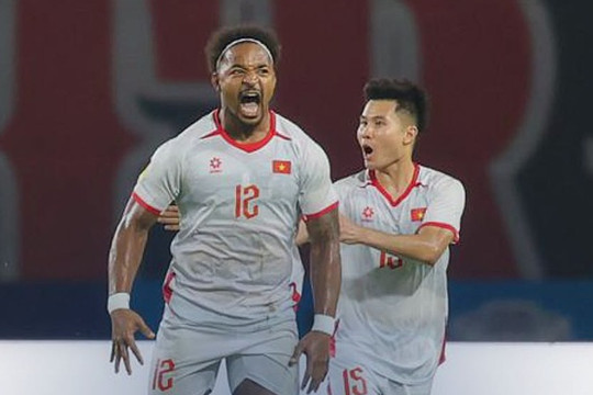 Thắng đậm Indonesia 3-0, tuyển Việt Nam thiết lập kỷ lục 21 trận bất bại lịch sử