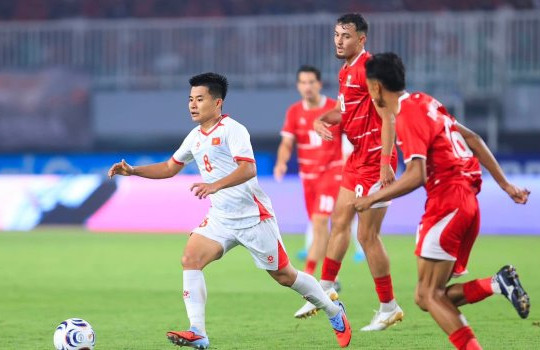 Lê Phạm Thành Long: Từ 'người thừa' HAGL đến mỏ neo vô giá của ĐT Việt Nam