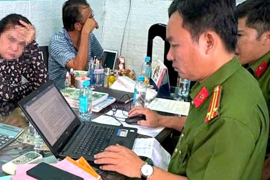 Khởi tố vụ án sản xuất và buôn bán gạo giả ST25