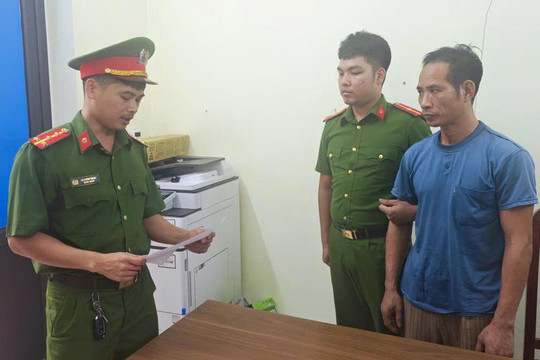 Bắt đối tượng nhiều lần mang dao bầu đến nhà hàng xóm đe dọa
