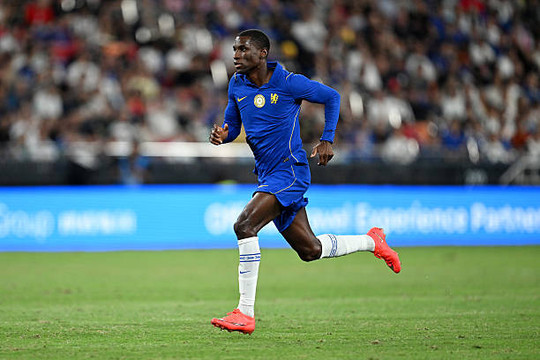 Giải bài toán hàng công 48 bàn: Vì sao Nicolas Jackson là mục tiêu lý tưởng của Tottenham?