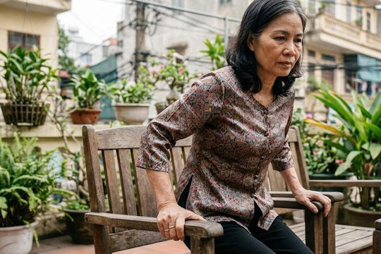 7 dấu hiệu cảnh báo cơ thể đang mất cơ sau tuổi 50