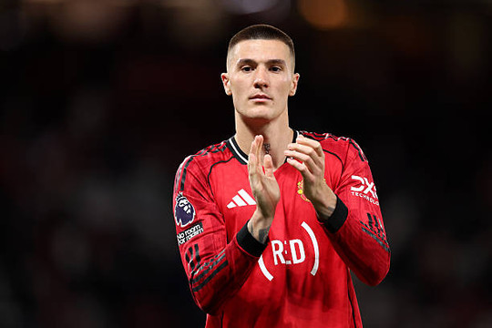 Manchester United đón tin vui lớn về tiến trình phục hồi chấn thương của Benjamin Sesko