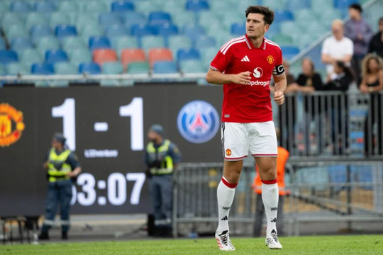 Manchester United hòa PSG 1-1: Màn trình diễn ấn tượng của Maguire và nỗi lo chấn thương