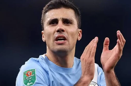 Barcelona chuẩn bị gửi đề nghị 70 triệu euro nhằm dứt điểm thương vụ Rodri từ Man City