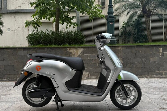 Đánh giá chi tiết xe máy điện Yadea Osta: Pin LFP chạy 181 km, giảm giá 2,6 triệu đồng
