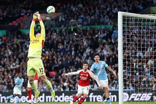 Top 5 thủ môn đắt giá nhất lịch sử thế giới sau khi Leeds United kích nổ thương vụ mua James Trafford
