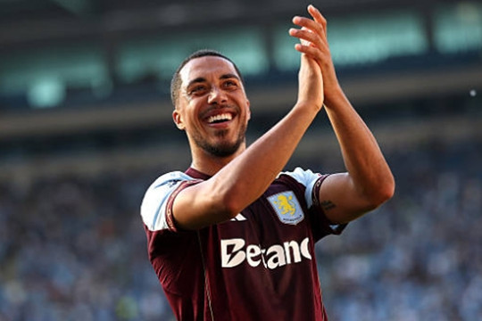 Cuộc khủng hoảng tuyến giữa của Aston Villa trước thềm Champions League và mùa giải mới