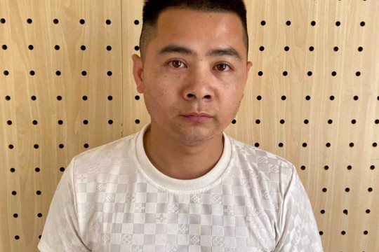 Gây tai nạn chết người, tài xế lái ô tô đi giấu rồi bỏ trốn