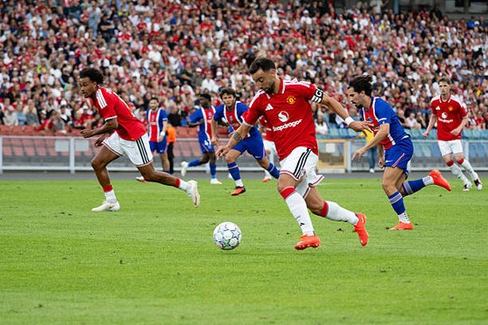 Manchester United chạm trán Leeds United tại Dublin: Phép thử bản lề trước mùa giải mới