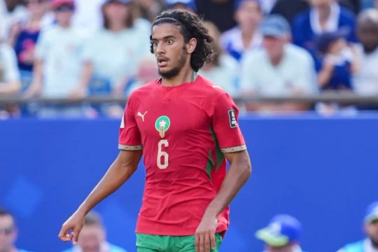 Manchester City tiến sát Ayyoub Bouaddi: Mỏ neo 18 tuổi hoàn hảo thay thế vị trí Rodri