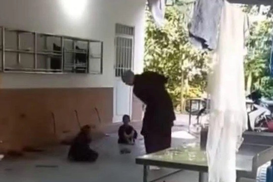 Công an làm rõ trách nhiệm người quay video nhưng không can ngăn vụ 5 trẻ bị đánh ở chùa Bầu